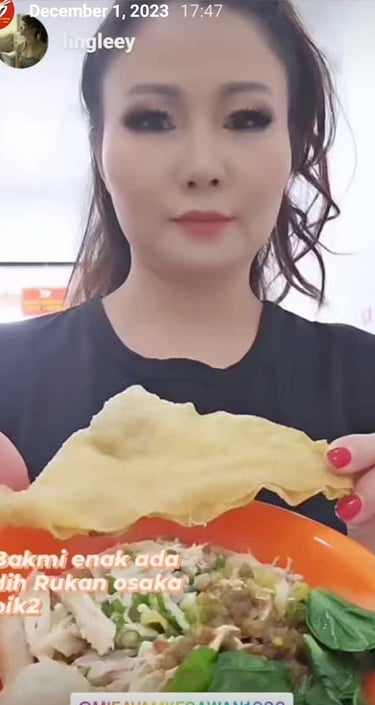 Keseruan makan di Mie Ayam Kesawan rukan osaka pik 2
