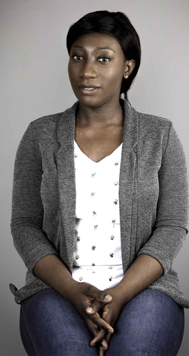 Portrait professionnel femme cadre pour profil LinkedIn