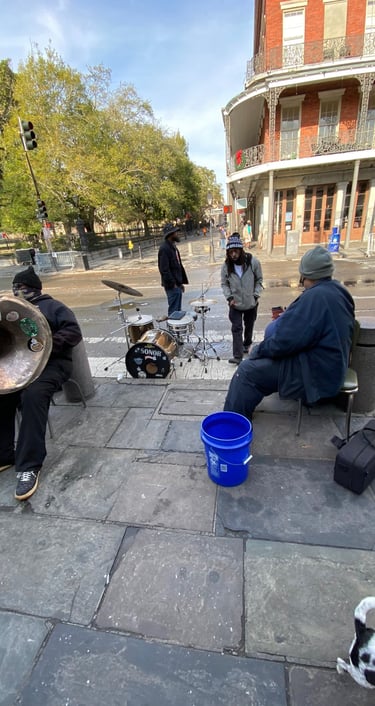 Music outside Cafe Du Monde