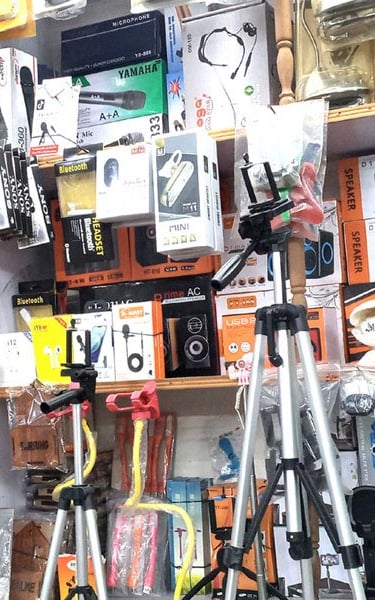Pic of our Store, representing computer accessories, Mobile Accessories, Electronics zahanatonline