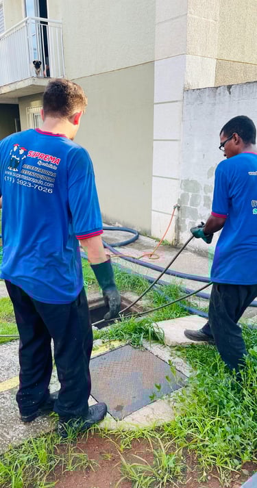 desentupimento de caixa de gordura