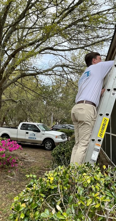Custom screen porch installation in Charleston, SC, enhancing outdoor living space.