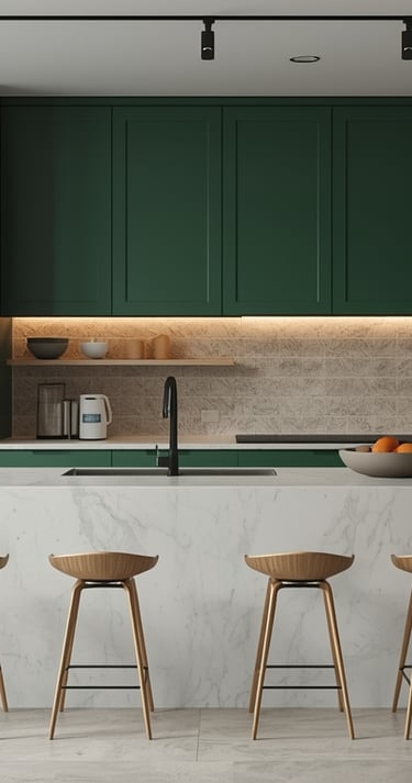 cocina con puertas lacadas verde oliva y encimera dekton en Santa Fé, Granada