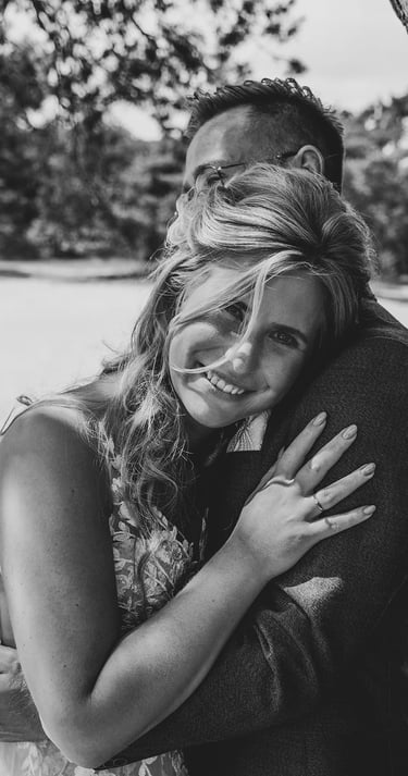 romantisch bruidspaar fotoshoot bruid