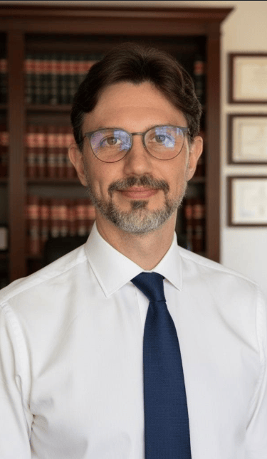 Dr. Teófilo Stefanichen Neto — Advogado Trabalhista em Maringá