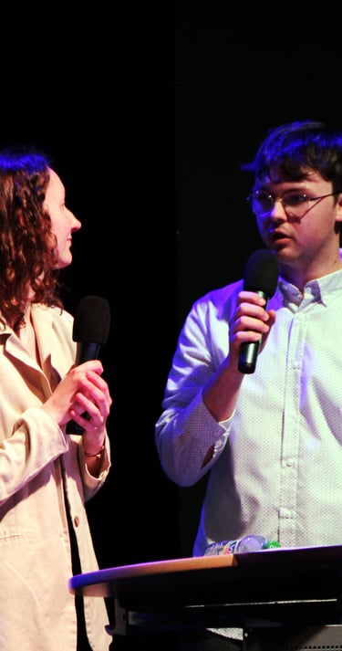 Premiere You Are Enough - Theatersaal Norden