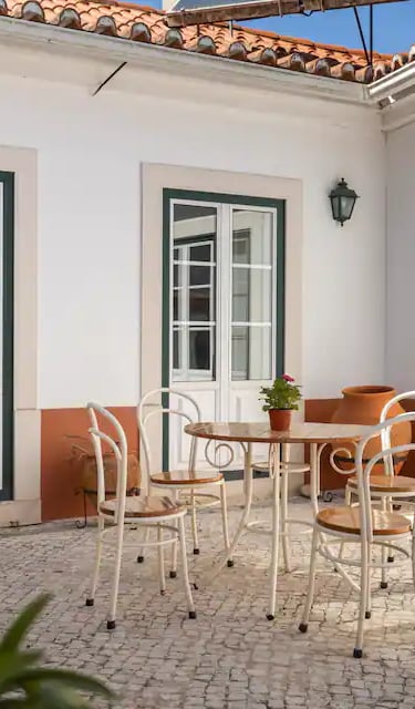 Casa Portuguesa outside