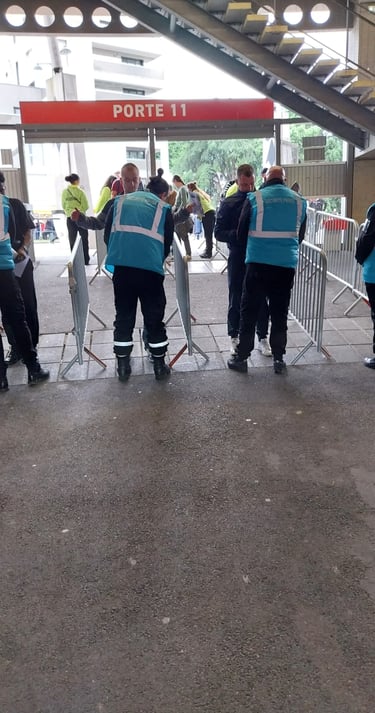 agents de sécurité à Rennes stade rennais fouille entrée du stade sécurité stadier