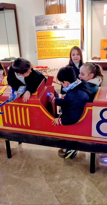 Exposición de juguetes magia de hojalata