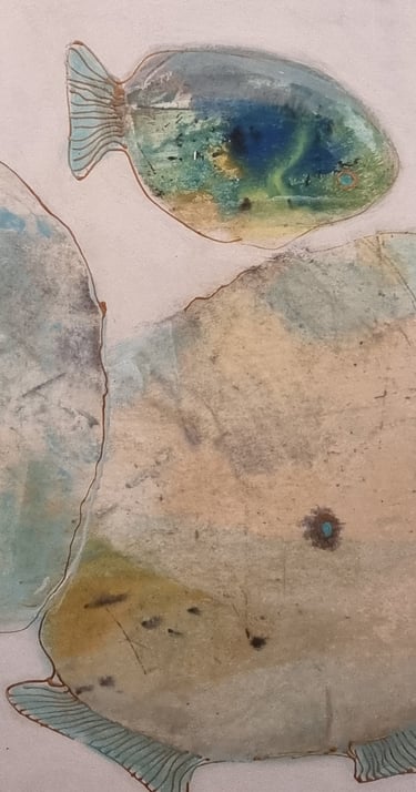 tableau représentant des créatures marines et un poisson