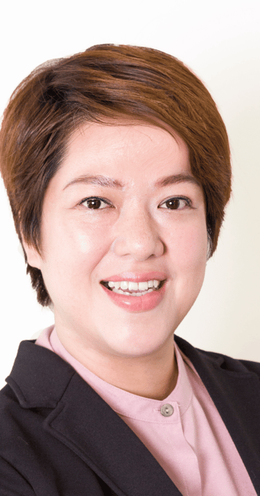 Co-founder Alix of BAE Counselling, accompanying clients with compassion and a calm presence