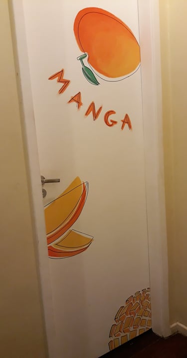 fresque porte hostel brésil