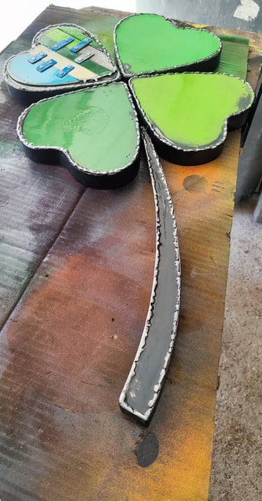 a shamrock leafed shamrock shamrock shamrock clover clover leafed clover clover clover clover clover