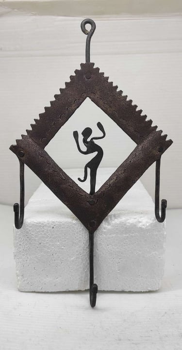 "Handcrafted tribal-style key hanger for wall–front view-Prepared for export"