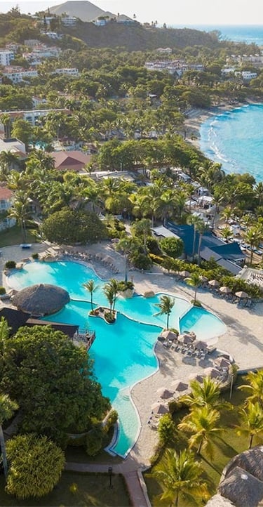 Lifestyle Tropical  Beach Resort & Spa 