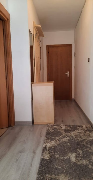 alt="ingresso appartamento affitto val di Fassa"