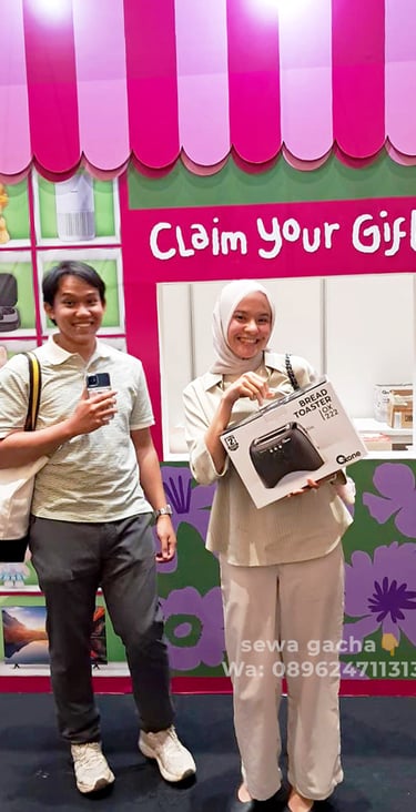 sewa mesin gacha jumbo gachapon di KSO wedding festival