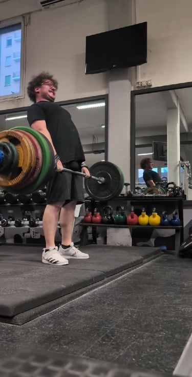 lifter deadlift client