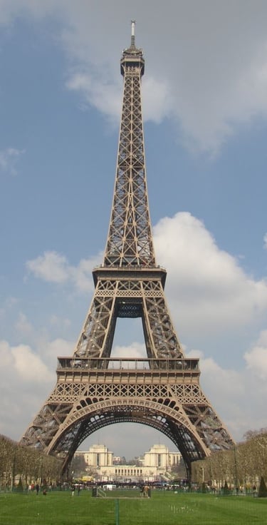 Eiffel Tower, Paris internet pic