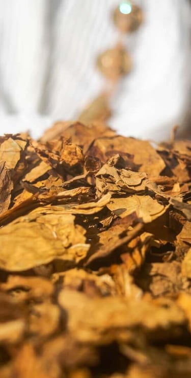 Tabaco ceremonial trozado a mano, puchos ancestrales, cigarrillos herbales