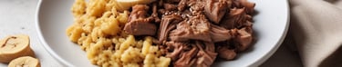 carne cozida com farofa de banana