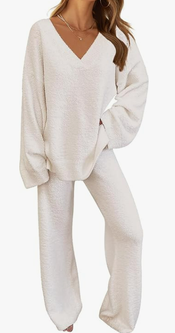 white fluffy long sleeve and pants loungewear set