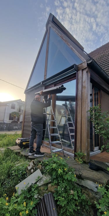 store en campagne avec coucher de soleil