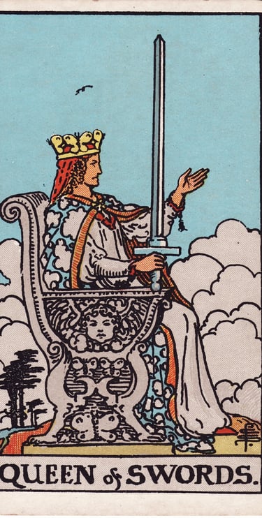 Queen of Swords meaning upright and reversed tarot card reading