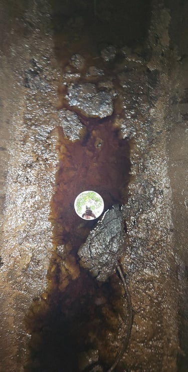 Limpeza e descontaminação interna de tanques