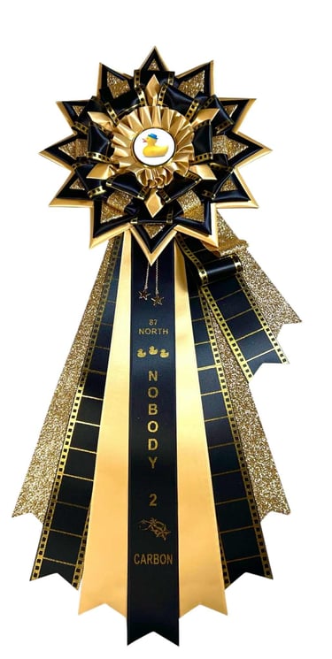 Rosette style étoile, variant de 9'' à 12'' de diamètre et 30'' de longueur totale