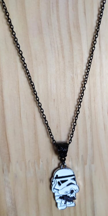 Collier noir Star Wars Stormtrooper Les Couleurs de Lo