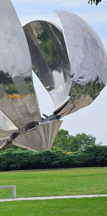 Foto tirada da Floralis Generica, em Buenos Aires