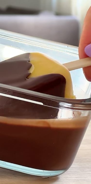 Immergili Rapidamente nel Cioccolato Fuso
