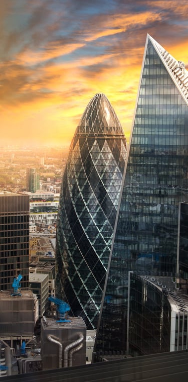 O edifício conhecido como The Shard em Londres é o arranha-céu mais alto do Reino Unido, com 310 m.