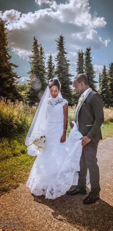 couple sur le chemin, mariage