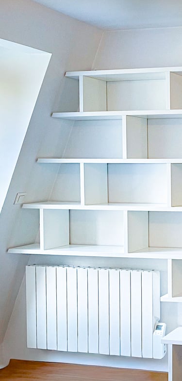 Bibliothèque Shelfi – Rueil-Malmaison – mélaminé blanc – agencement sur mesure