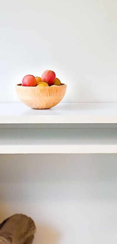 détail bureau garde-bûche Shelfi laté blanc 40mm Saint-Germain-en-Laye