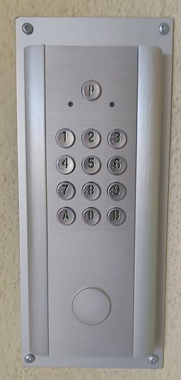  Système de contrôle d'accès installé par Phonie-Sat en Haute-Savoie 