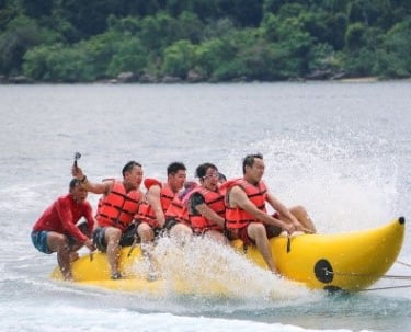 Banana Boat di Pulau Pagang, Kota Padang.Sumatera Barat