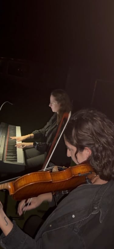 II CATA DE VINOS BAJO LAS ESTRELLAS 2024 (Aldara Otero «Violín» y Aldara Pérez «Piano»)