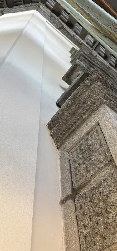 Fachada de la Casa Fracasi restaurada por Almapiedra utilizando nanotecnología Tecnan.