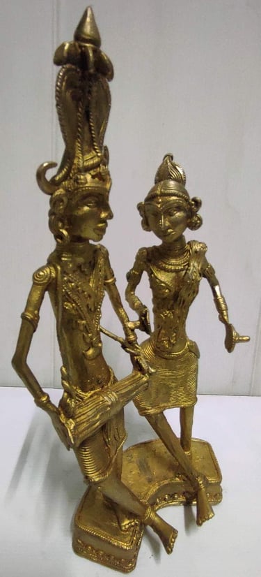 "Handcrafted brass tribal dancers with instruments – male and female figures in Bastar folk style-for global markets"