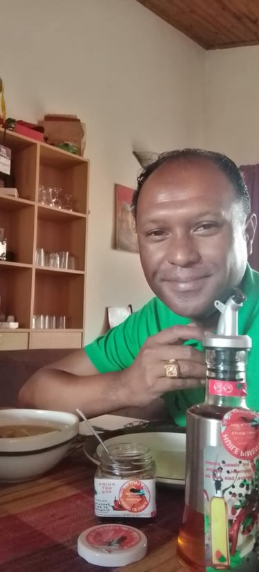 piment de table malgache, Sakay Fody Lahy Mena classique , huile pimentée de Madagascar