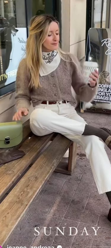 Três estilos pessoais femininos diferentes lado a lado