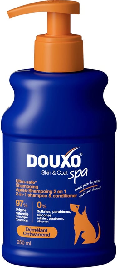 Blauwe fles DOUXO S3 SPA 2-in-1 Shampoo en Conditioner voor honden en katten met een oranje pompje