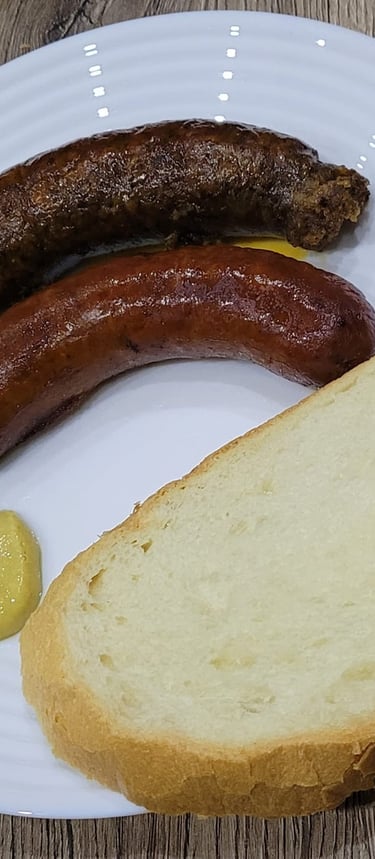 sült hurka, sült kolbász, kenyér, mustár, hurka és kolbász, házi hurka, házi kolbász