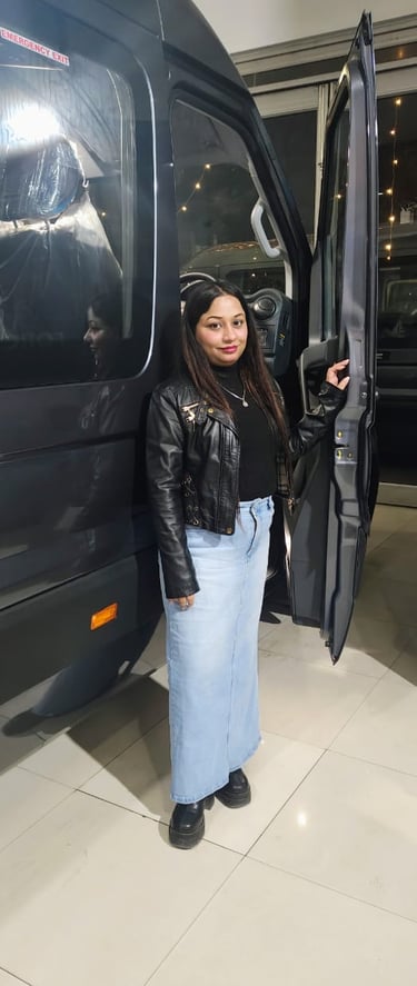 Tempo Traveller Service in chandigarh, luxury tempo traveller in chandigarh, traveller booking in ch