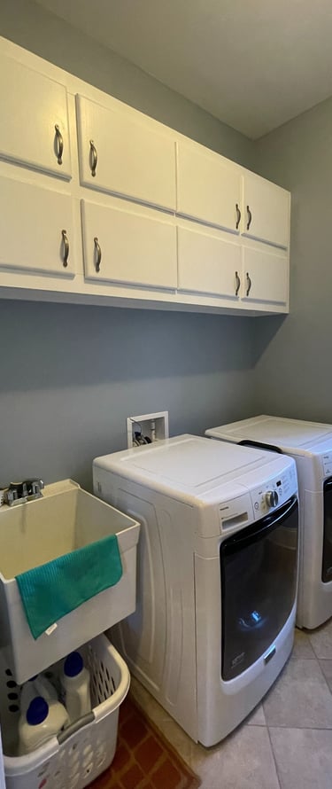 Before laundry room remodel