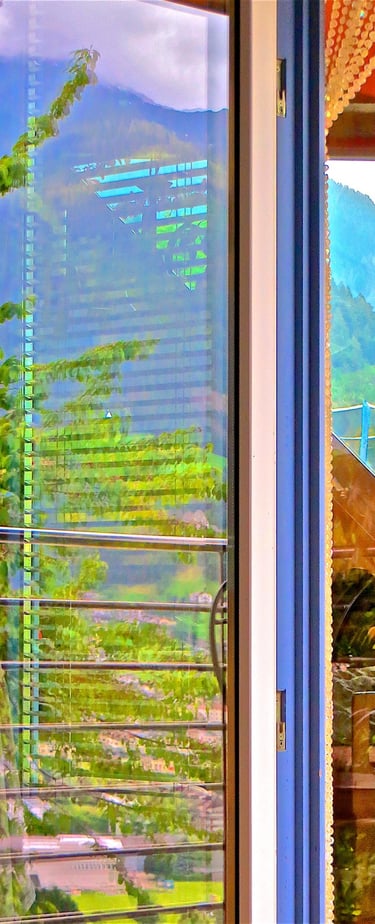 "Dornach" © 2004 Heinz Lechner