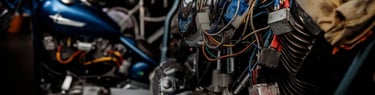 Wiązka przewodów elektrycznych w motocyklach klasycznych, cafe racer, bobber, scrambler, harley